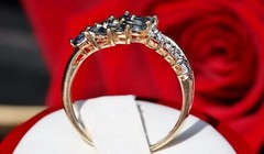 10k yellow gold size 8 ring 1.00ct natural, treated sapphire diamond 2.5g N3087I