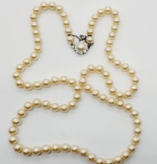Faux Pearl Beaded long Necklace 26 in Flower Clasp Vintage