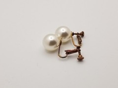 Screw-Back/ Hinged Clip-On Earrings Solitaire Faux Pearl Antique Brass Setting