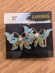 vintage coro butterfly earrings screw back faux pearl blue green silvertone