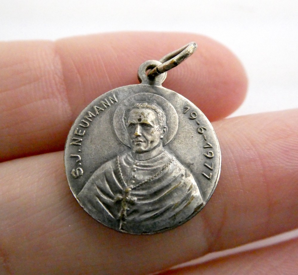 Vintage St John Neumann Religious Medal Made in Italy 2.7g 17.75mm Diameter