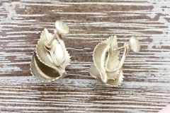 VINTAGE GIOVANNI GOLD ROSE BROOCH EARRINGS SIGNED RETRO JEWELRY