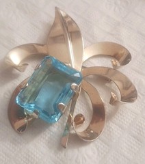 Vintage Mid-Century Sterling Silver Large Aqua Blue Glass Stone Brooch-pin