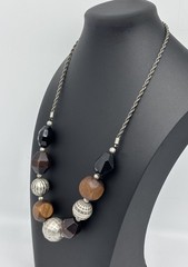 Vintage Boho-Style Necklace Chunky Wood Black Acrylic Silver-Tone Textured Beads