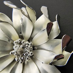 Vintage 3D Flower Brooch Pin Brushed Silver Tone Curled Petals Retro 1960s 2″