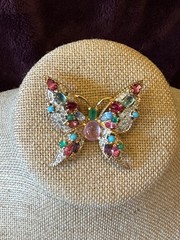Vintage Lot of 4 Jomaz Joseph Mazer Brooches 3 Butterflies & 1 Pear