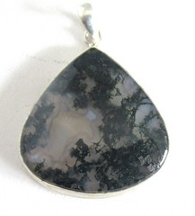 2 INCHES STERLING PENDANT w MOSS AGATE, 14 GRAMS