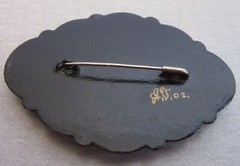 vtg signed hand painted RUSSIAN LACQUER BROOCH black cream roses scalloped oval