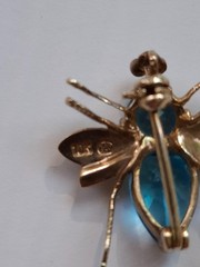 10k Yellow Gold Blue Topaz Bee Bug Fling Insect Pin Pendant Brooch