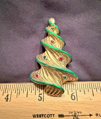 Vintage Vero Rarer Green Accents Twisted Christmas Tree Brooch Book Piece