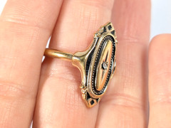 Avon Kensington Gold tone Rhinestone Ring Victorian Revival Size 8.5 Vtg 1976