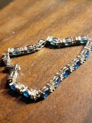 Avon Vintage Tennis Bracelet Silver Tone With Blue Stones