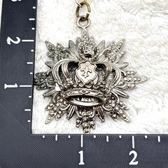 Vintage Chunky Heraldic Necklace Silver Tone Crown Pendant 19″