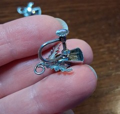 Vintage W.Bros Silver Thistle Screw Back Earrings See Pics/Description