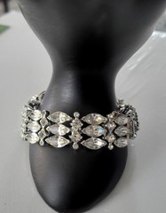 Vintage Marquise Shape Rhinestone Silvertone Panel Bracelet 7″