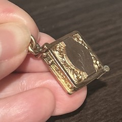 Antique 9.18g Victorian Etruscan Rare Slide Open Locket Pendant Etched Gold Fill