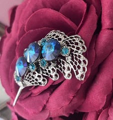 Vintage Rivoli Crystal Peacock Blue Green Silver Tone Feather Leaf Fan Brooch