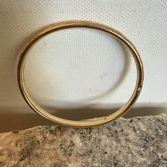 Vintage Marathon 14k Gold Filled Hinged Child’s Bangle Bracelet