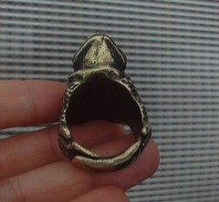 Vintage Style Solid Brass Frog Ring Tiger Stripe Design (20MM) US 10