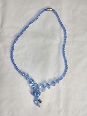 Vintage Beaded Necklace Light Blue Faceted Beads Hearts Magnetic Clasp Jewelry