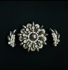 Vintage Juliana Delizza Elster Brooch Earrings set Smoky Hematite Rhinestone
