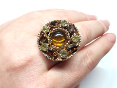 Vintage Rhinestone Cocktail Costume Ring Yellow Brown Gold Tone High End Jewelry