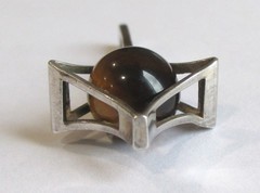 1.5in SMALL VINTAGE STERLING SILVER FINLAND MODERNIST PENDANT TIGER’S EYE ORB