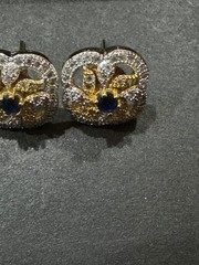 Beautiful Vintage Onyx Center CZ Cubic Zirconia Gold Tone Stud Earrings