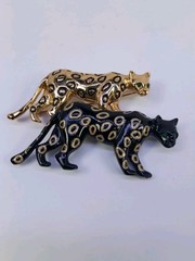 Signed Jackie Collins Leopard Panther Brooch Pair Black Gold Enamel Green Eyes