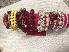 15 Vintage Womens Bracelets Assorted Shades Styles Beads & Free Shipping