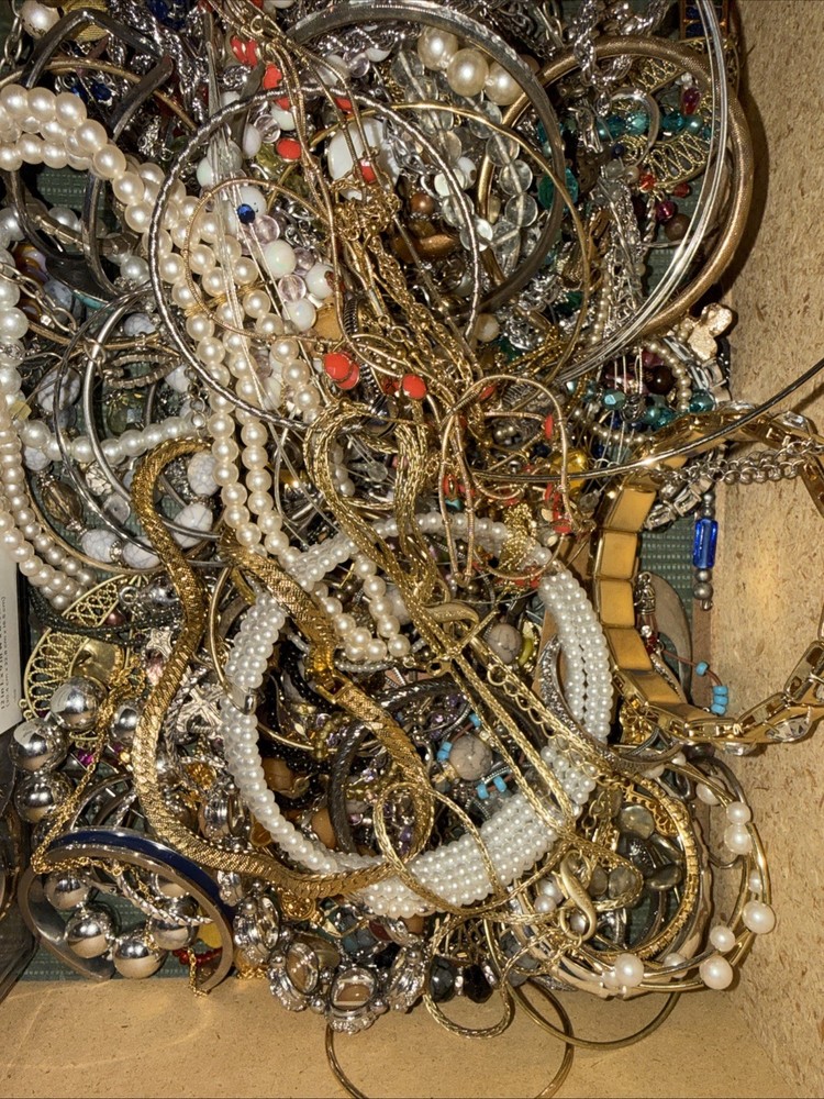 Unsearched Jewelry Lot VTG Vintage to Modern- PRICED PER POUND.