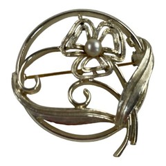 Vintage Sarah Coventry Silver Tone Brooch Floral Flower Pin