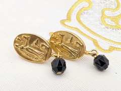Vtg Erwin Pearl Earrings Medallion Drop Dangle Gold Tone Etruscan Greco Roman