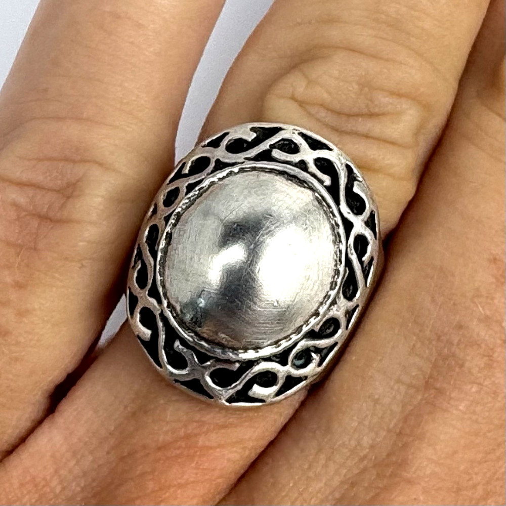 Vintage Sterling Silver 925 Oxidized Scroll Wide Oval Domed Signet Ring Size 5.5