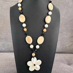 Vintage Wood Bead Necklace Carved Mother of Pearl Flower Pendant Tropical 22″