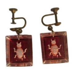 Vintage Pair of Square Shape Acrylic Screwback Earrings With Beetles Red