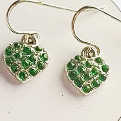 AUTH VTG HEART EARRINGS SMALL SILVER TONE EMERALD GREEN GLASS GEM PAVE DANGLE