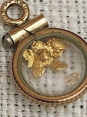 Vintage 12k GF Glass Pendant With Natural Yellow Gold Nuggets 22k