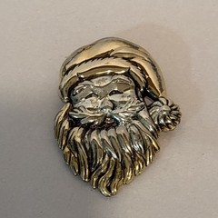 VTG Two Tone Metal Silvertone Santa Head Brooch Pendant Signed Best 3 1/8” Head