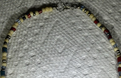 COLORFUL MIXED MATERIALS BEADED NECKLACE 16″ LONG TURQUOISE? PLASTIC METAL GLASS