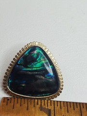 Abalone Style Goldtone Triangle Pierced Stud Earrings 1.25in Vintage 1980s