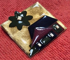 Vintage House Pins by Lucinda Green & Black Home Flower in The Sky Pin / Brooch