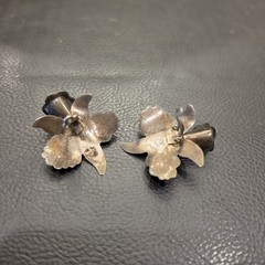 Vintage Mid-Century Taxco Mexican Sterling Silver Orchid Flower Clip-On Earrings