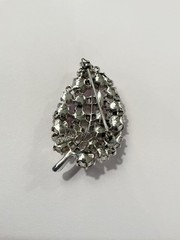 LISNER Stunning Vintage Pink AB Stones Silvertone Leaf Brooch Signed