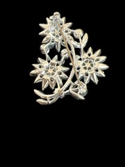 Vintage LISNER Tri Flower Aurora Borealis Blue Rhinestone Silver Tone Brooch