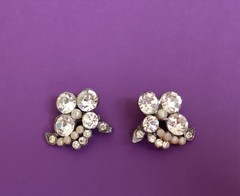 VINTAGE PAIR RHINESTONE PEARL PINS
