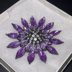 Vtg Flower-Shaped Marquise-Cut Lavender Crystals & Rhinestones 2.5”Brooch/Pin