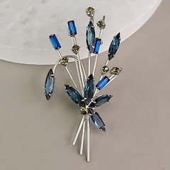 Vintage Rhinestone Brooch Blue Glass Silver Tone Wired 2.5″