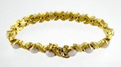Vintage Designer Panetta Goldtone Metal and Opaline Glass Link Bracelet 7 Inches