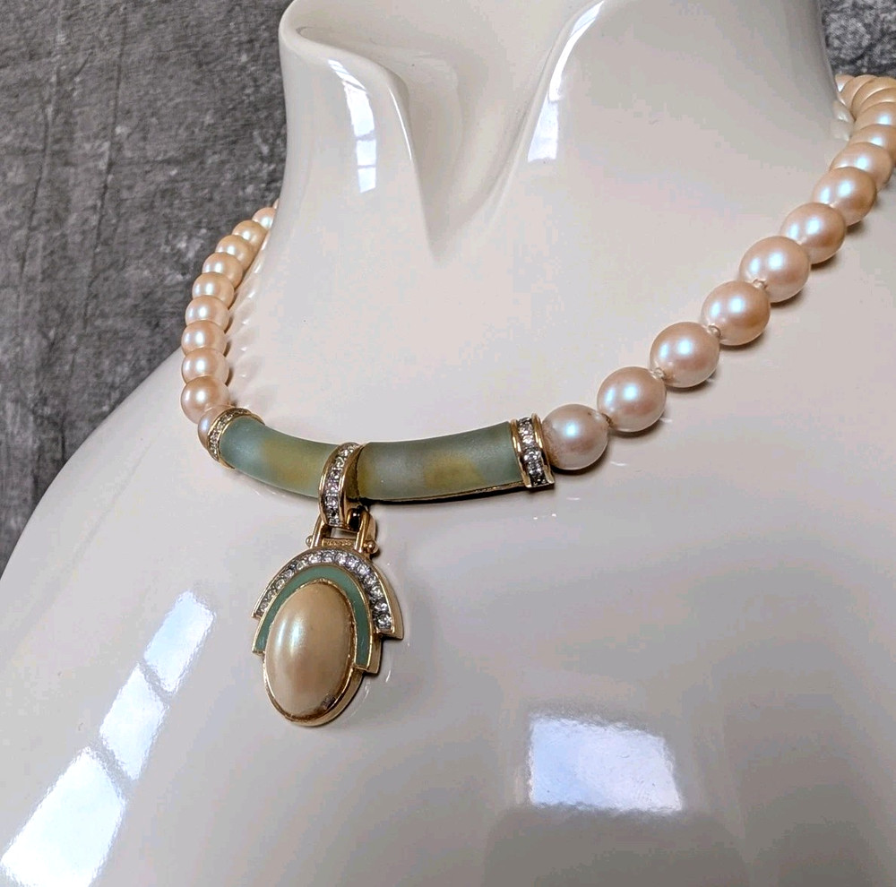 Vintage Rare Givenchy Faux Pearl Statement Choker Necklace 15.5″